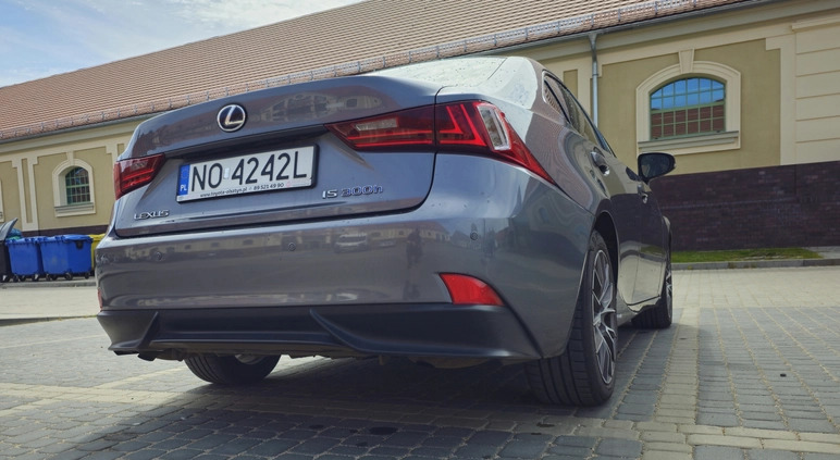 Lexus IS cena 75000 przebieg: 84352, rok produkcji 2014 z Ostróda małe 37